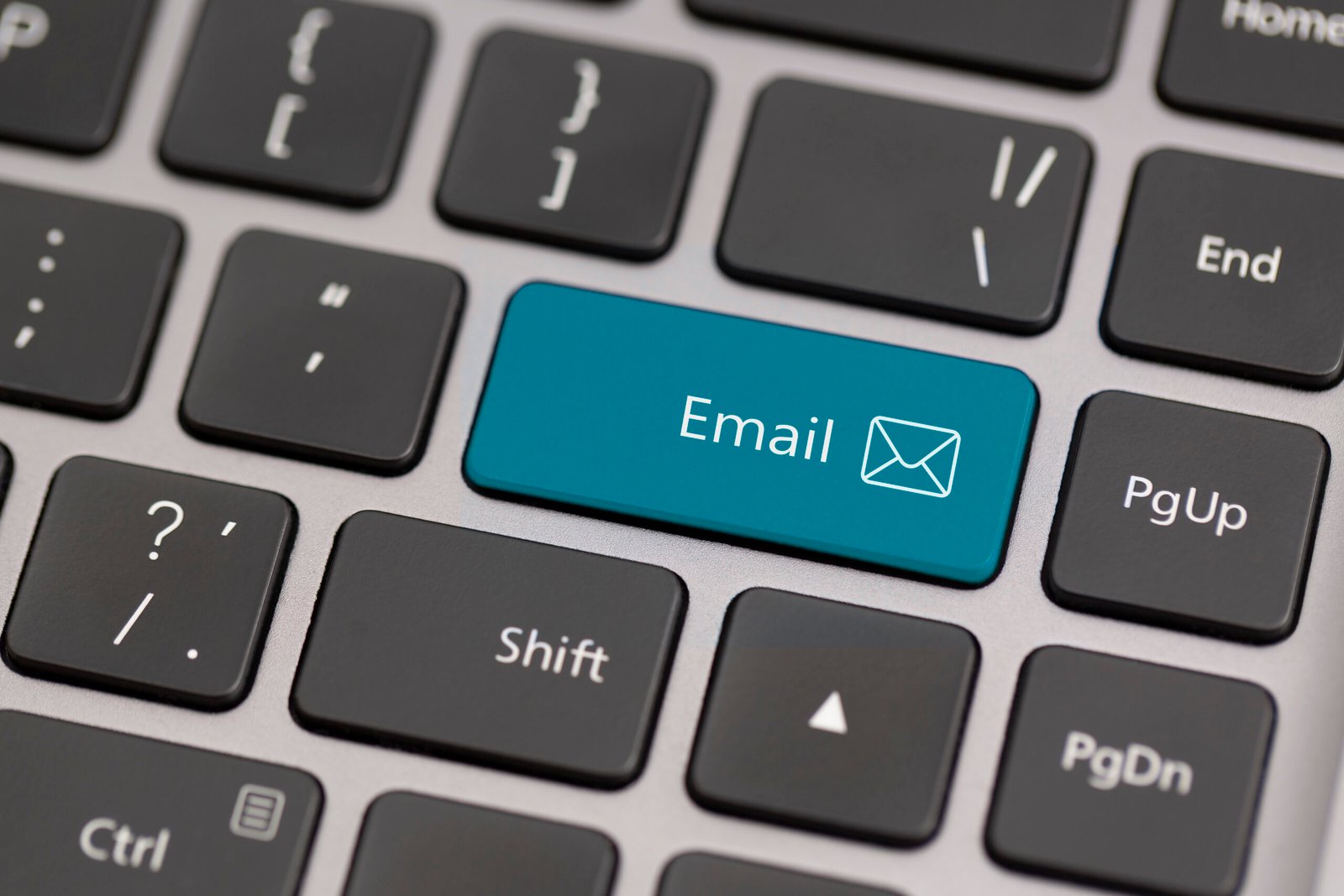 realtor computer email button from digital dream homes