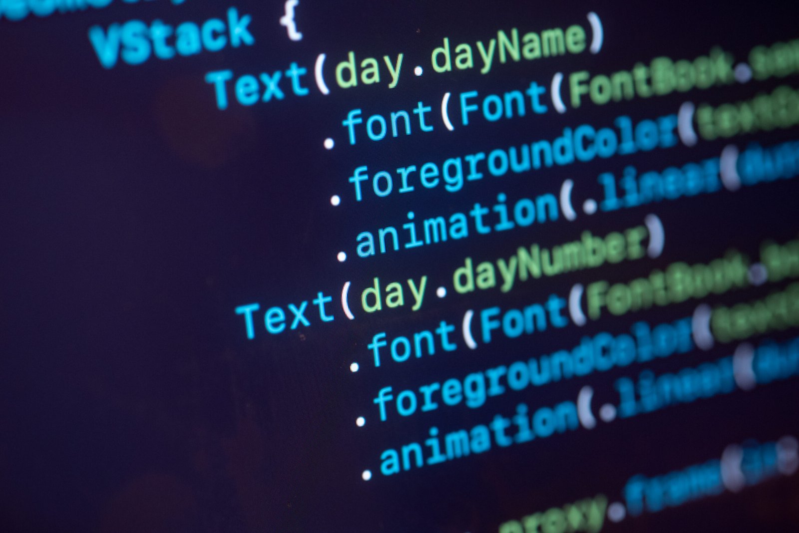 texts on a computer for a realtor website